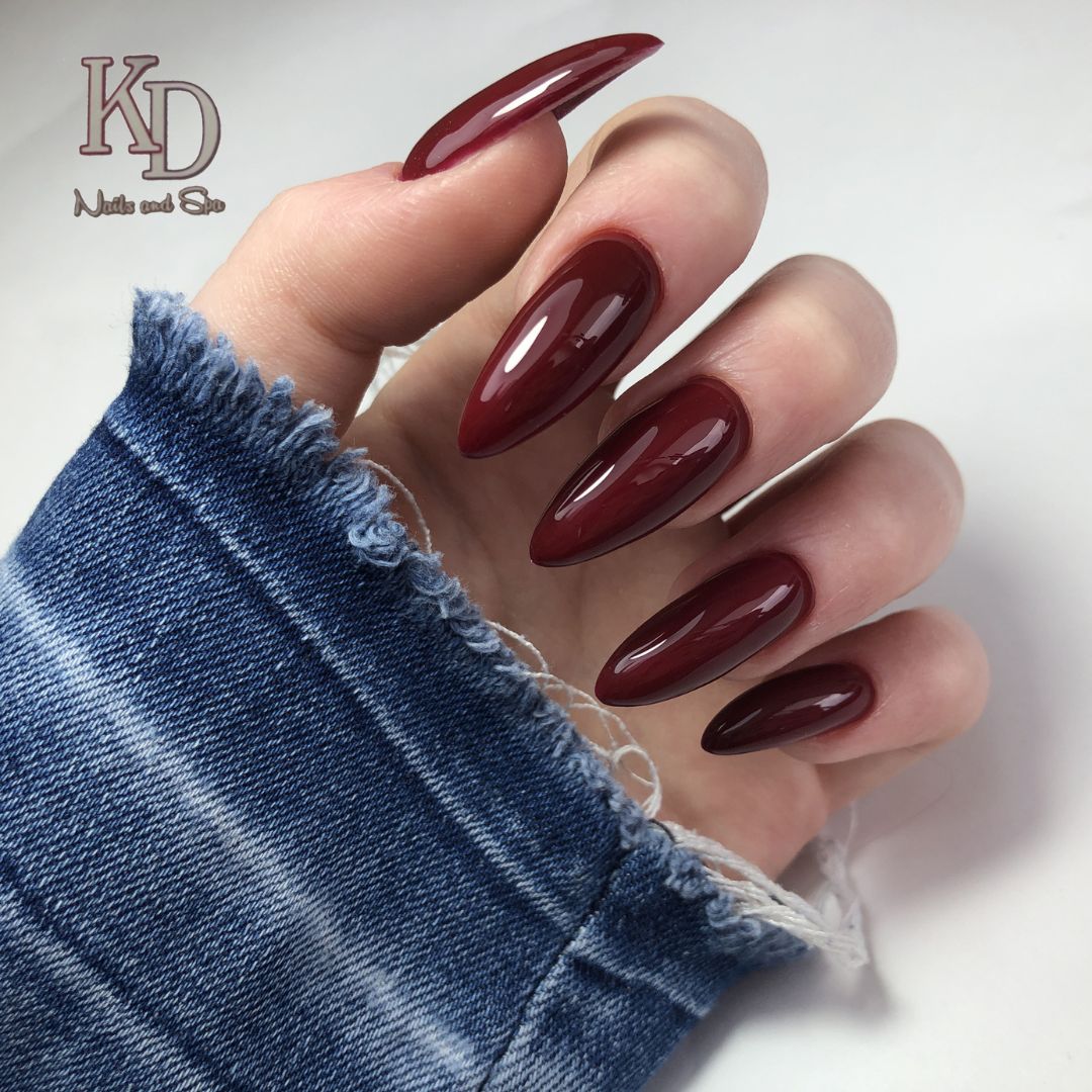 KD Nails & Spa logo